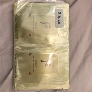 History of whoo Nok Young masks. 20 samples